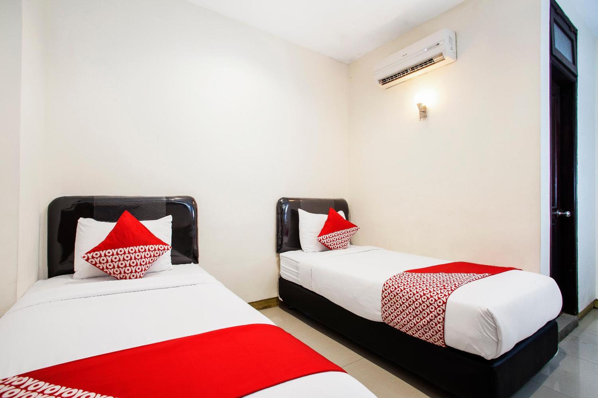 Hotel O Genteng Near Genteng Market Formerly Uno Hotel 수라바야 외부 사진