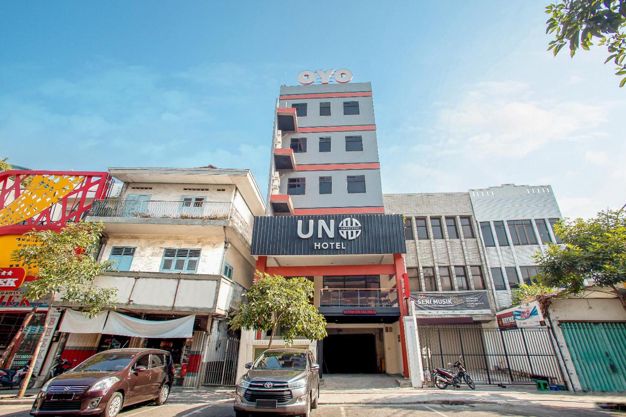 Hotel O Genteng Near Genteng Market Formerly Uno Hotel 수라바야 외부 사진